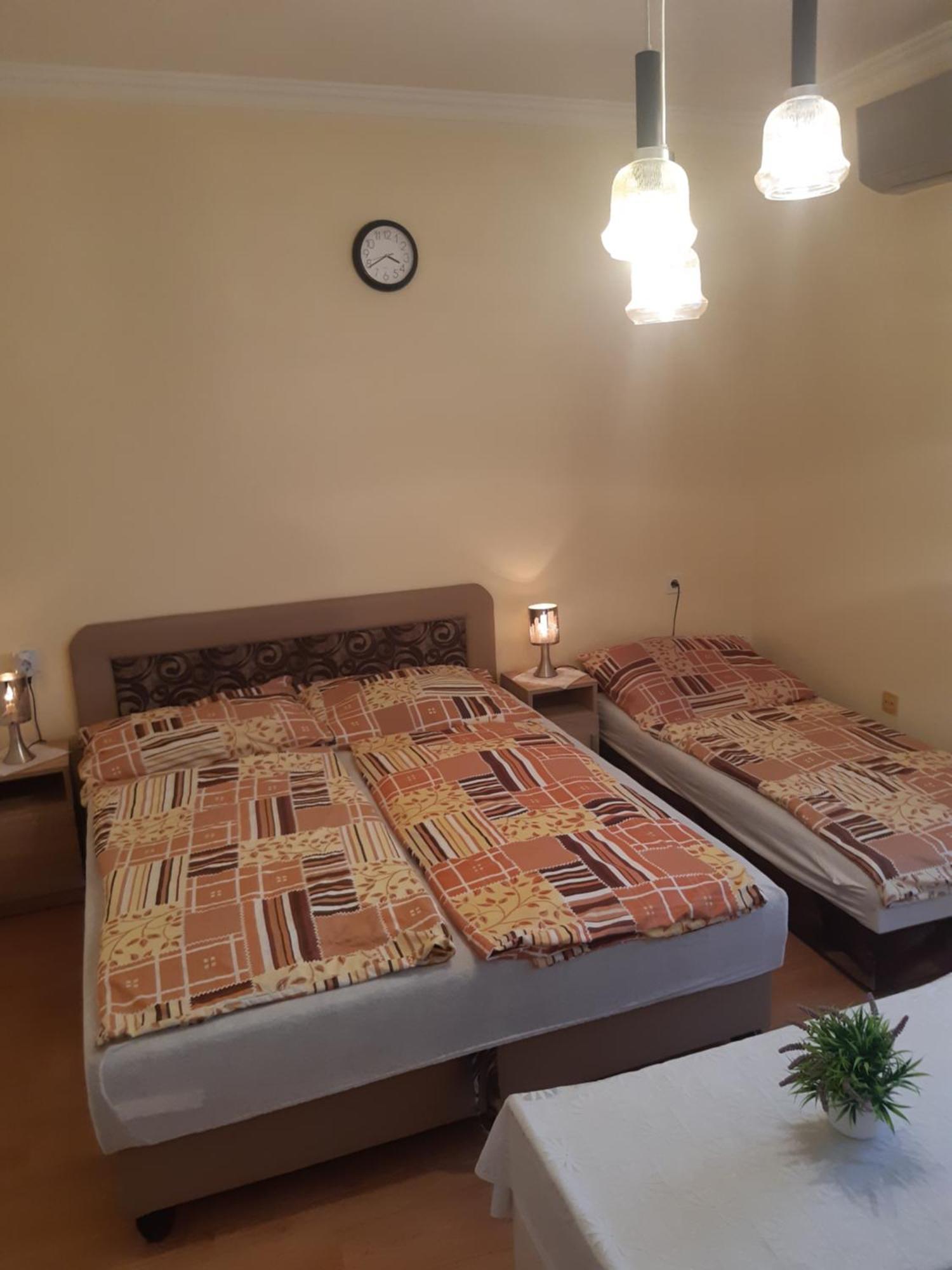 Ferienwohnung Sasfeszek Hajdúszoboszló Exterior foto